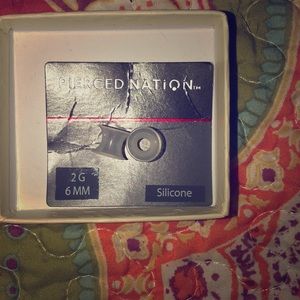 2g (6mm) Clear Silicone Tunnels